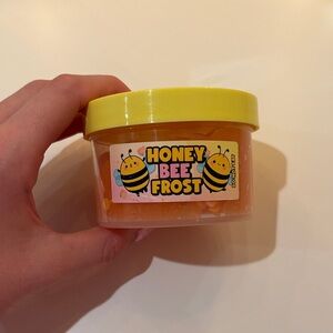 Peachybbies slime Honey Bee Frost!